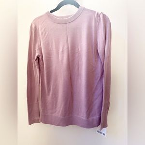 BRAND NEW Women Lululemon Still at Ease Pullover with breezy neck panel, size 4.